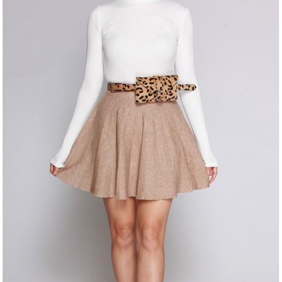 ✨🆕 “Saharah” Leopard Print Belt Bag - Picture 2 of 5